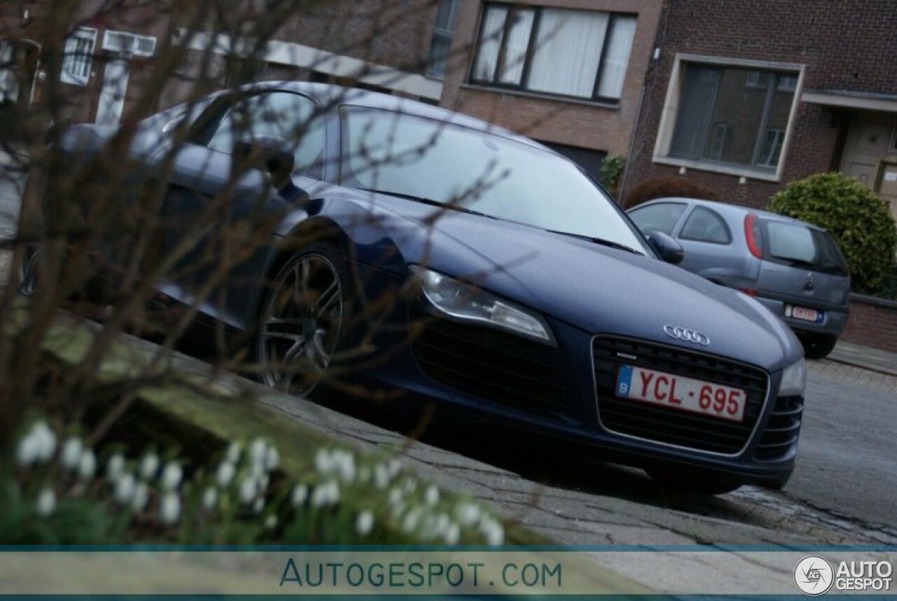 Audi R8