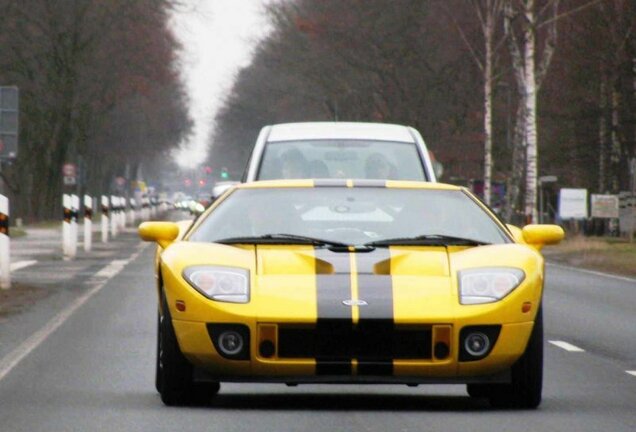 Ford GT