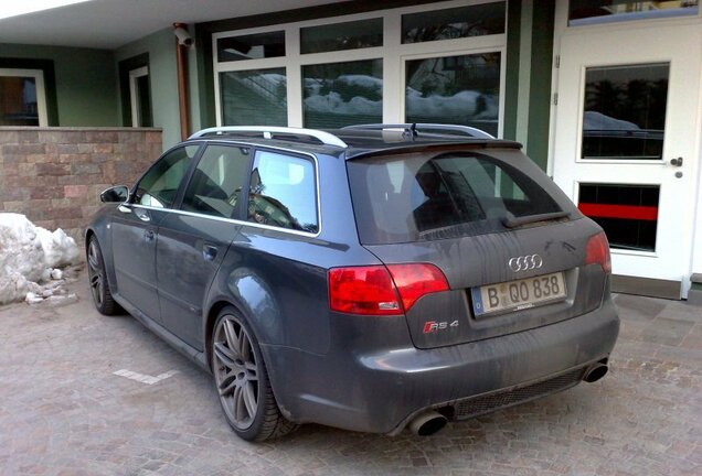 Audi RS4 Avant B7