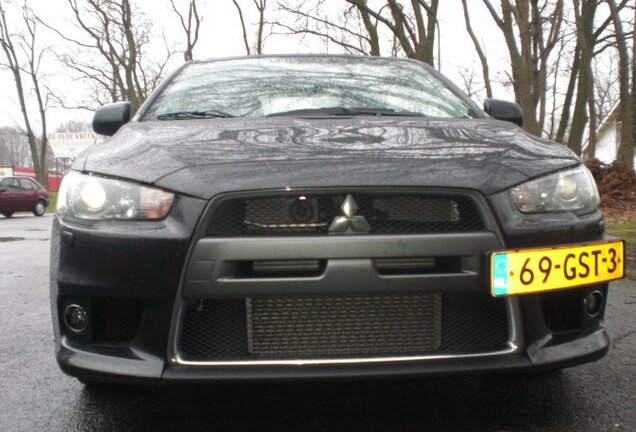 Mitsubishi Lancer Evolution X MR