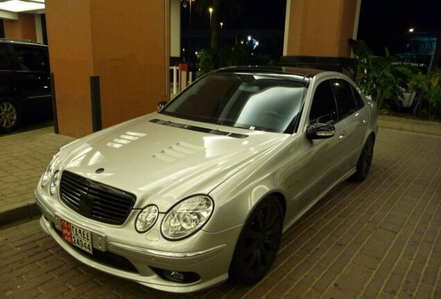 Mercedes-Benz E 55 AMG