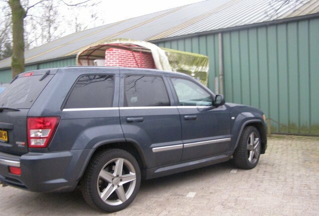 Jeep Grand Cherokee SRT-8 2005