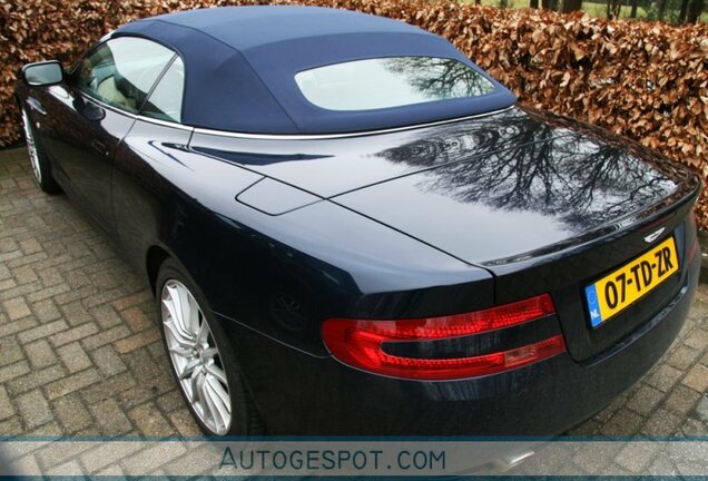 Aston Martin DB9 Volante