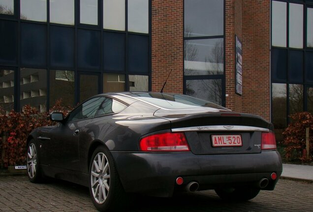 Aston Martin Vanquish S