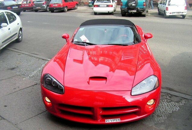 Dodge Viper SRT-10 Roadster 2003