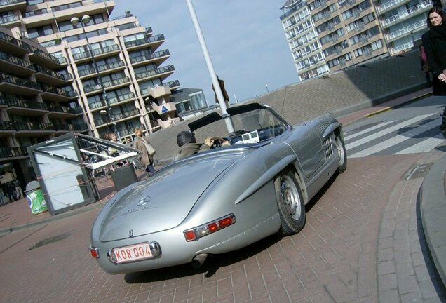 Mercedes-Benz 300SL Roadster