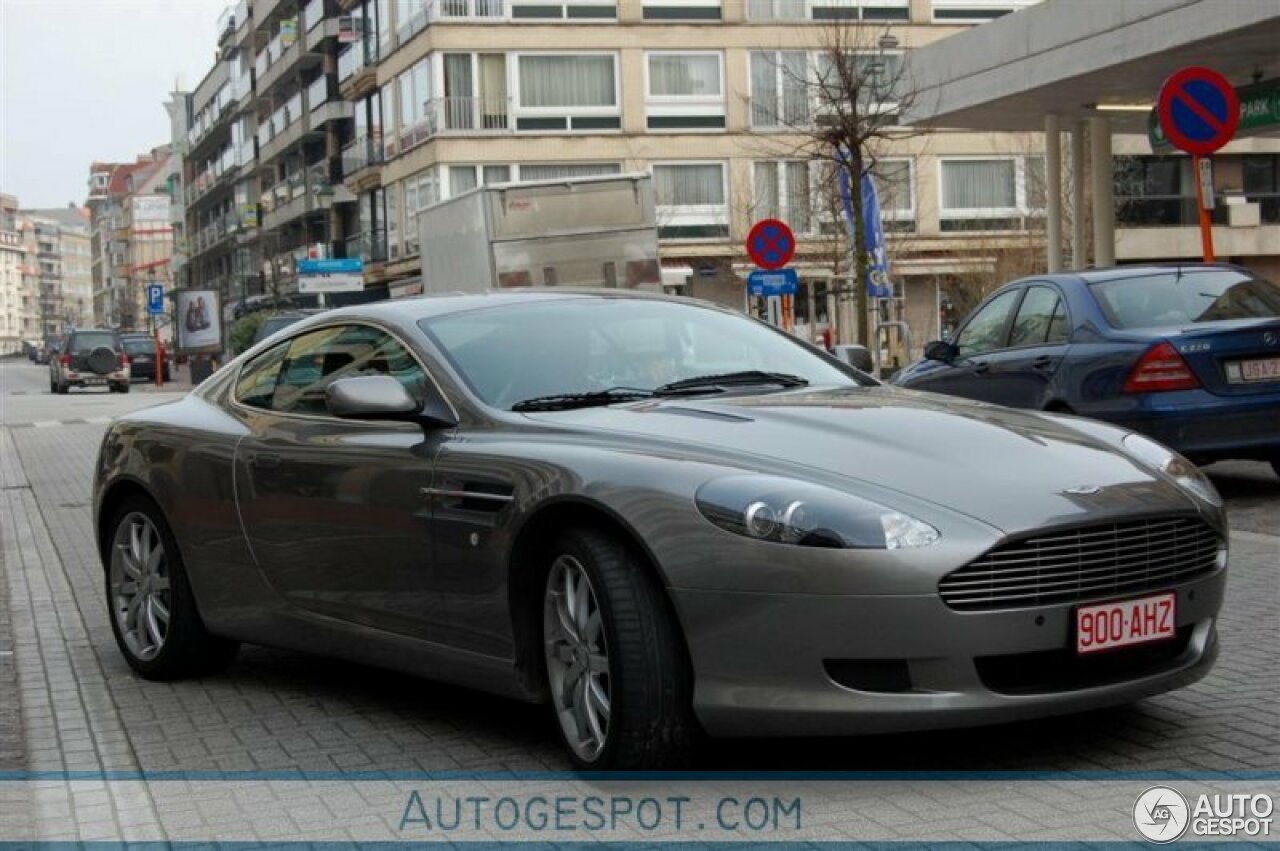 Aston Martin DB9