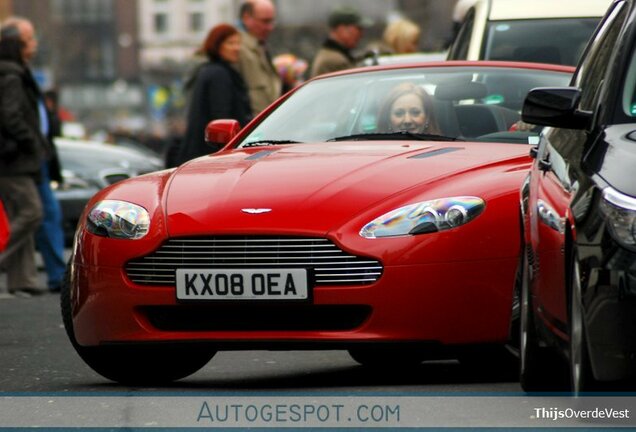 Aston Martin V8 Vantage Roadster