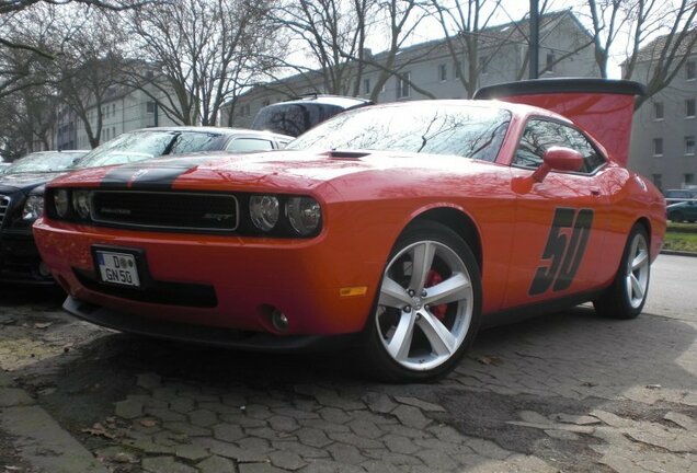 Dodge Challenger SRT-8