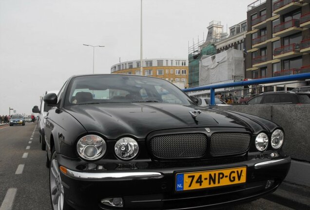 Jaguar XJR