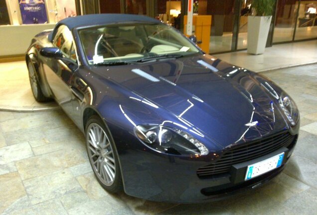 Aston Martin V8 Vantage Roadster