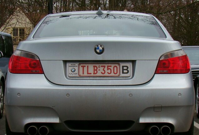 BMW M5 E60 2005