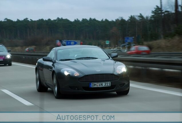 Aston Martin DB9