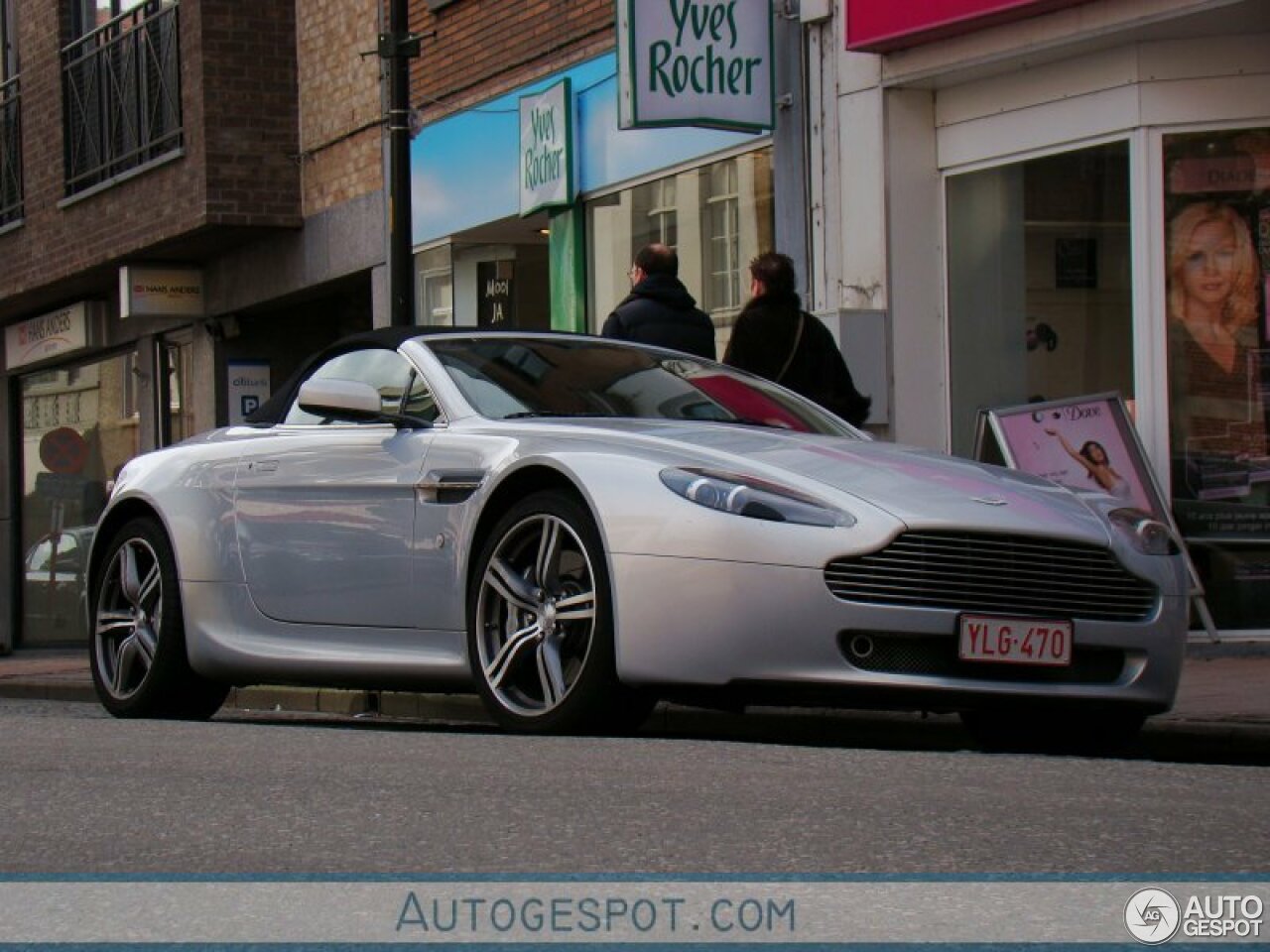 Aston Martin V8 Vantage N400 Roadster