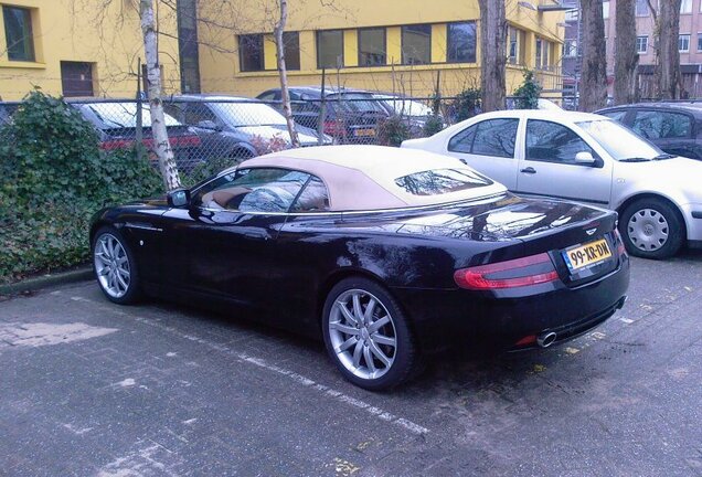 Aston Martin DB9 Volante