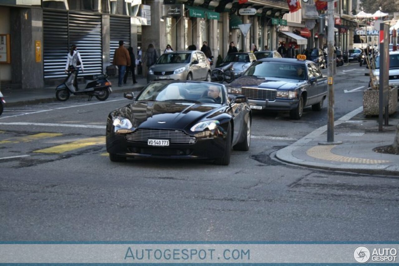 Aston Martin V8 Vantage Roadster