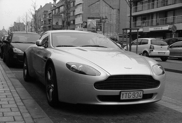 Aston Martin V8 Vantage