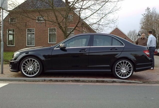 Mercedes-Benz C 63 AMG W204