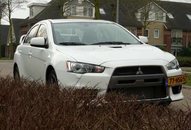 Mitsubishi Lancer Evolution X MR