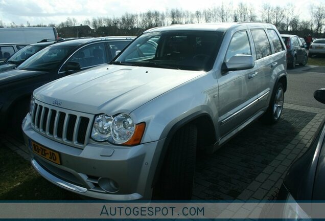 Jeep Grand Cherokee SRT-8 2005