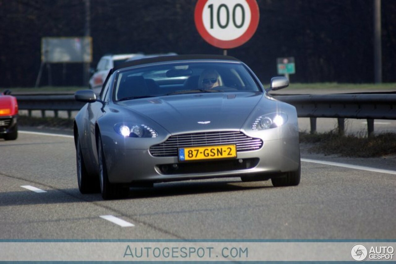 Aston Martin V8 Vantage Roadster