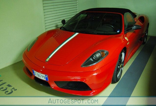 Ferrari Scuderia Spider 16M