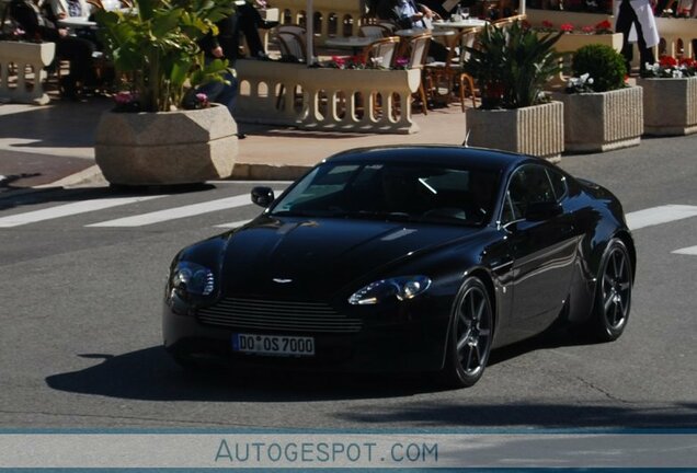 Aston Martin V8 Vantage