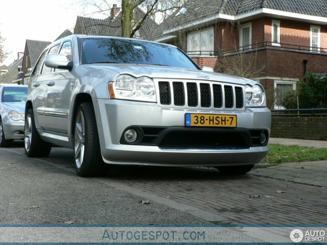 Jeep Grand Cherokee SRT-8 2005