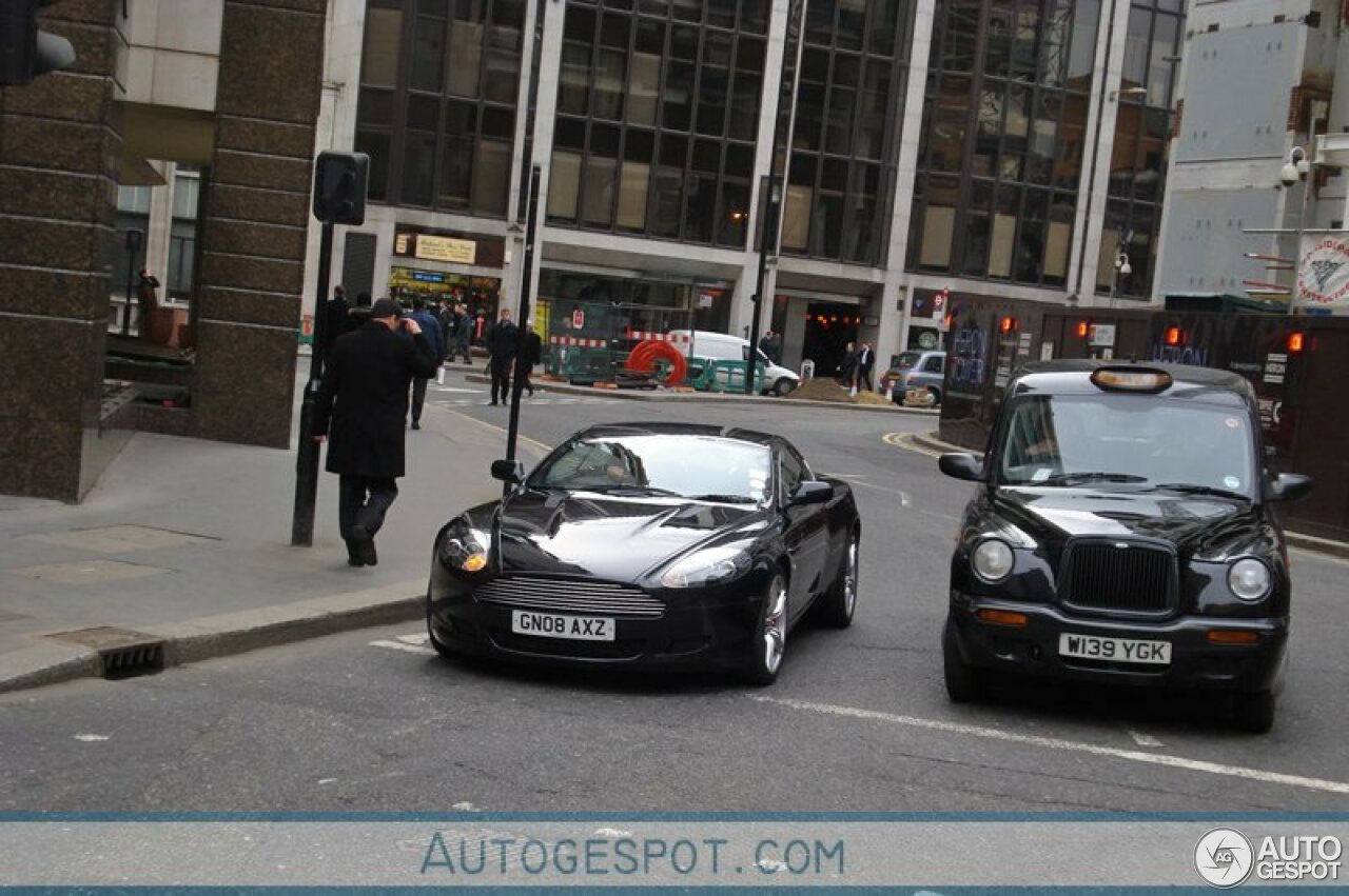 Aston Martin DB9