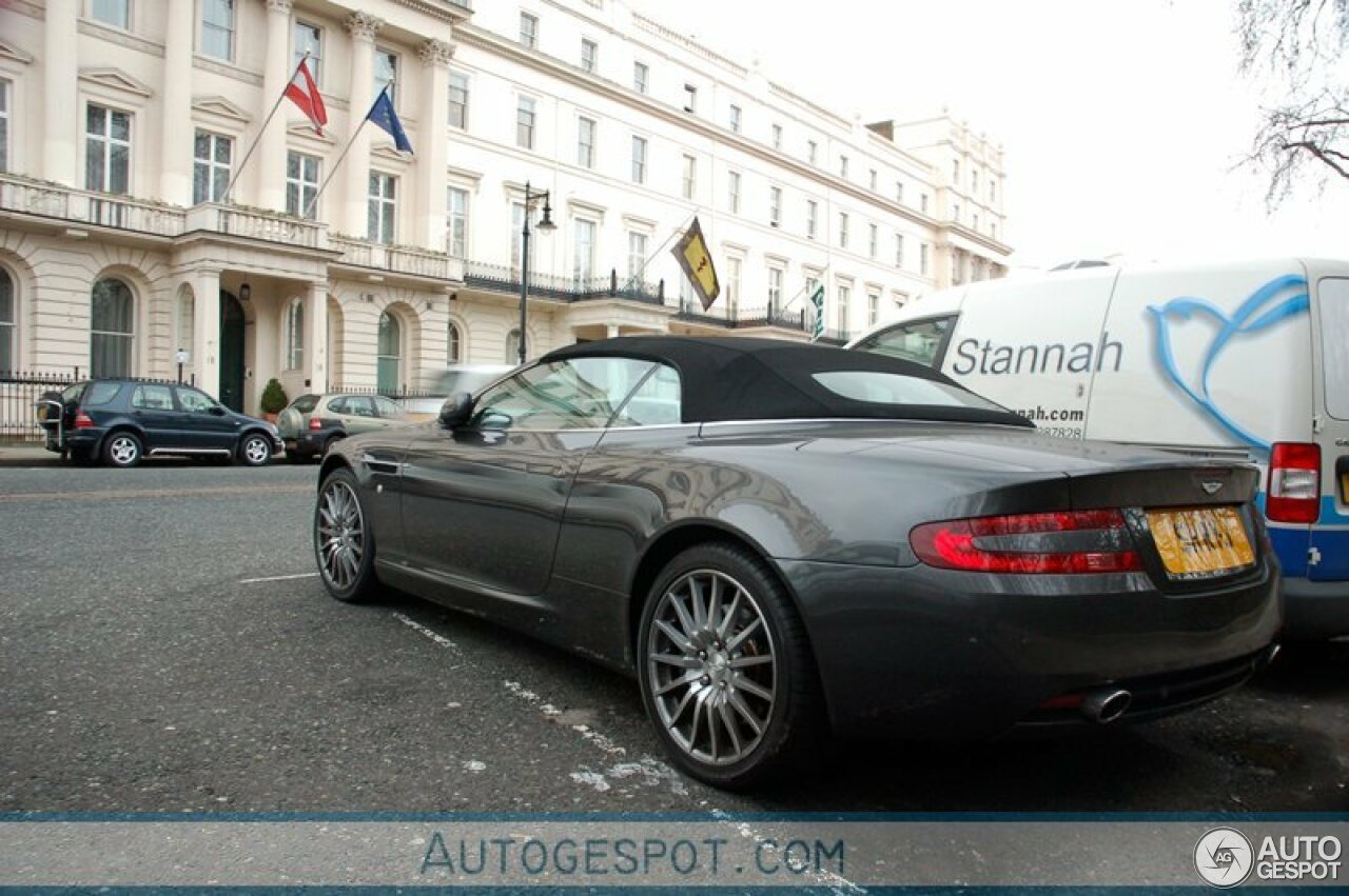 Aston Martin DB9 Volante