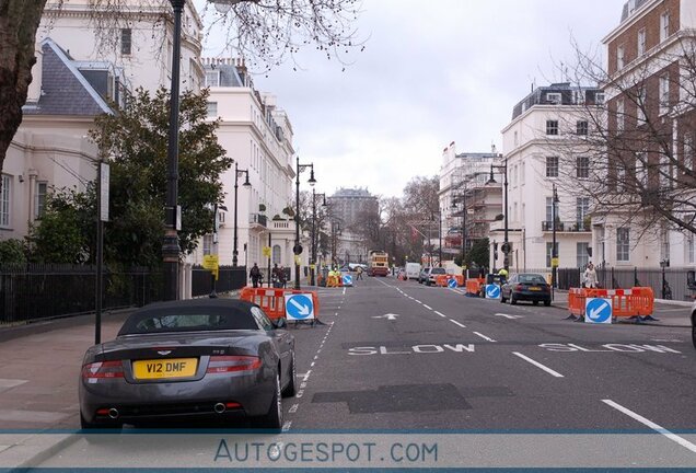 Aston Martin DB9 Volante