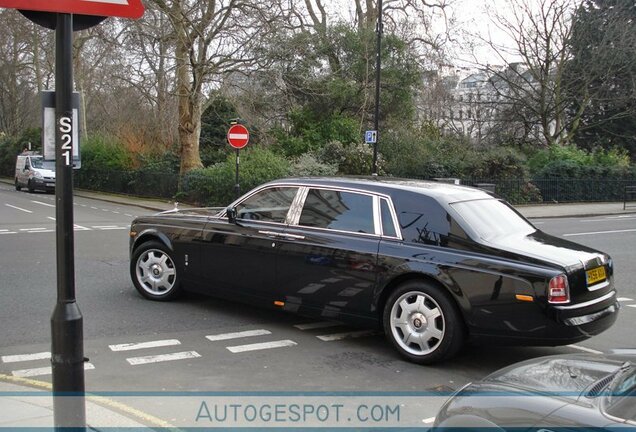 Rolls-Royce Phantom EWB