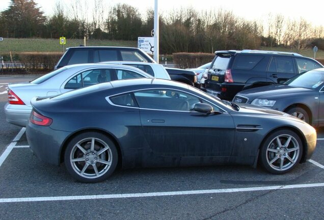 Aston Martin V8 Vantage