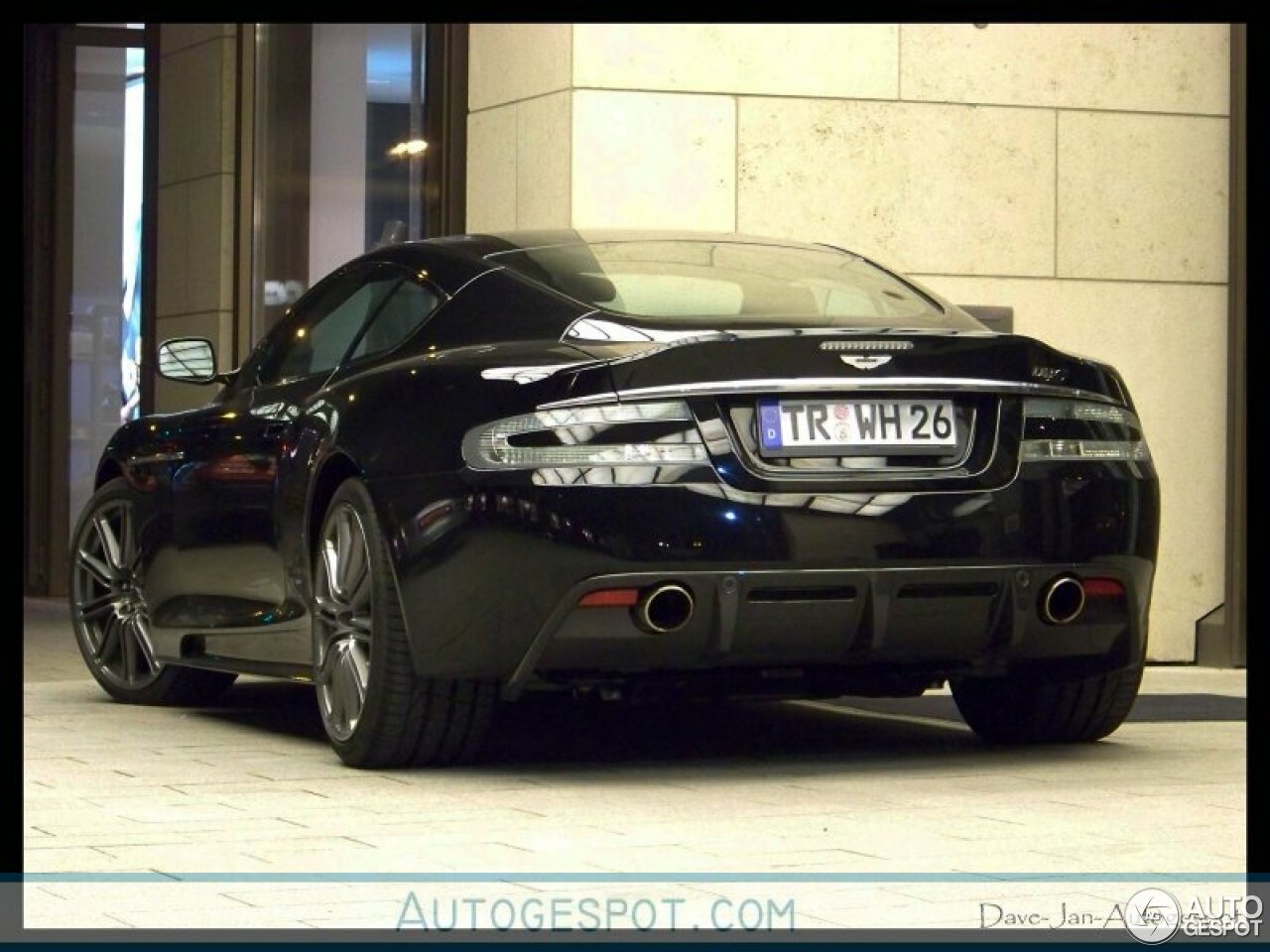 Aston Martin DBS