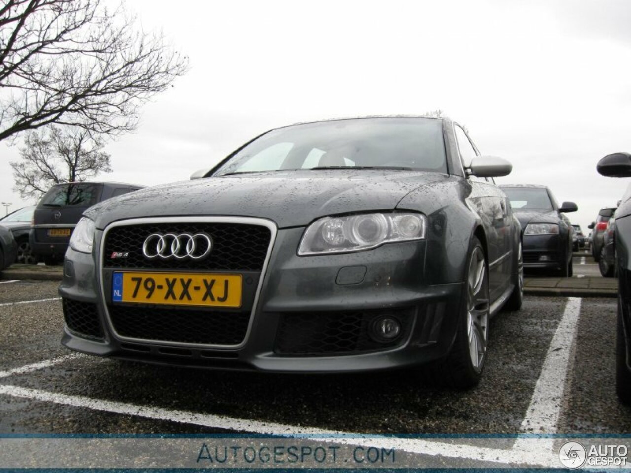 Audi RS4 Avant B7