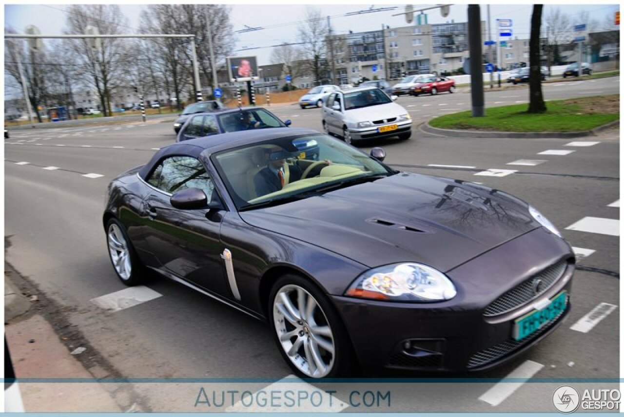 Jaguar XKR Convertible 2006