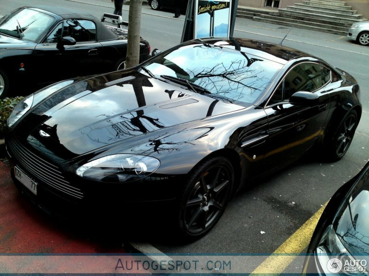 Aston Martin V8 Vantage