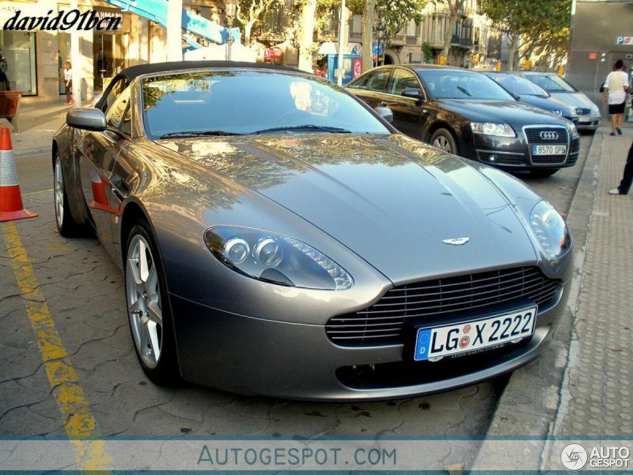 Aston Martin V8 Vantage Roadster