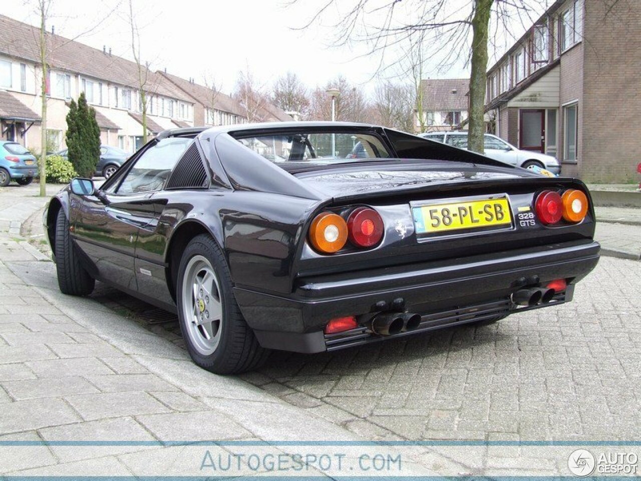 Ferrari 328 GTS