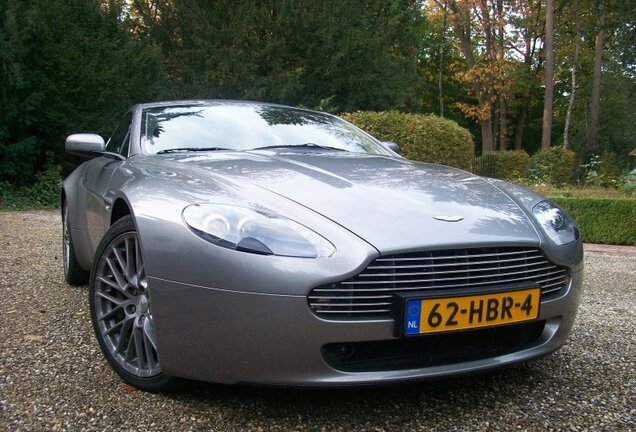 Aston Martin V8 Vantage