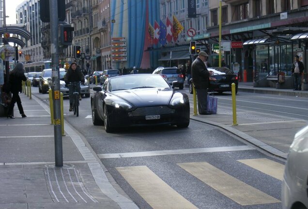 Aston Martin V8 Vantage Roadster