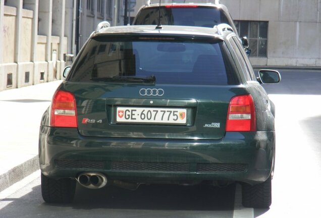 Audi RS4 Avant B5