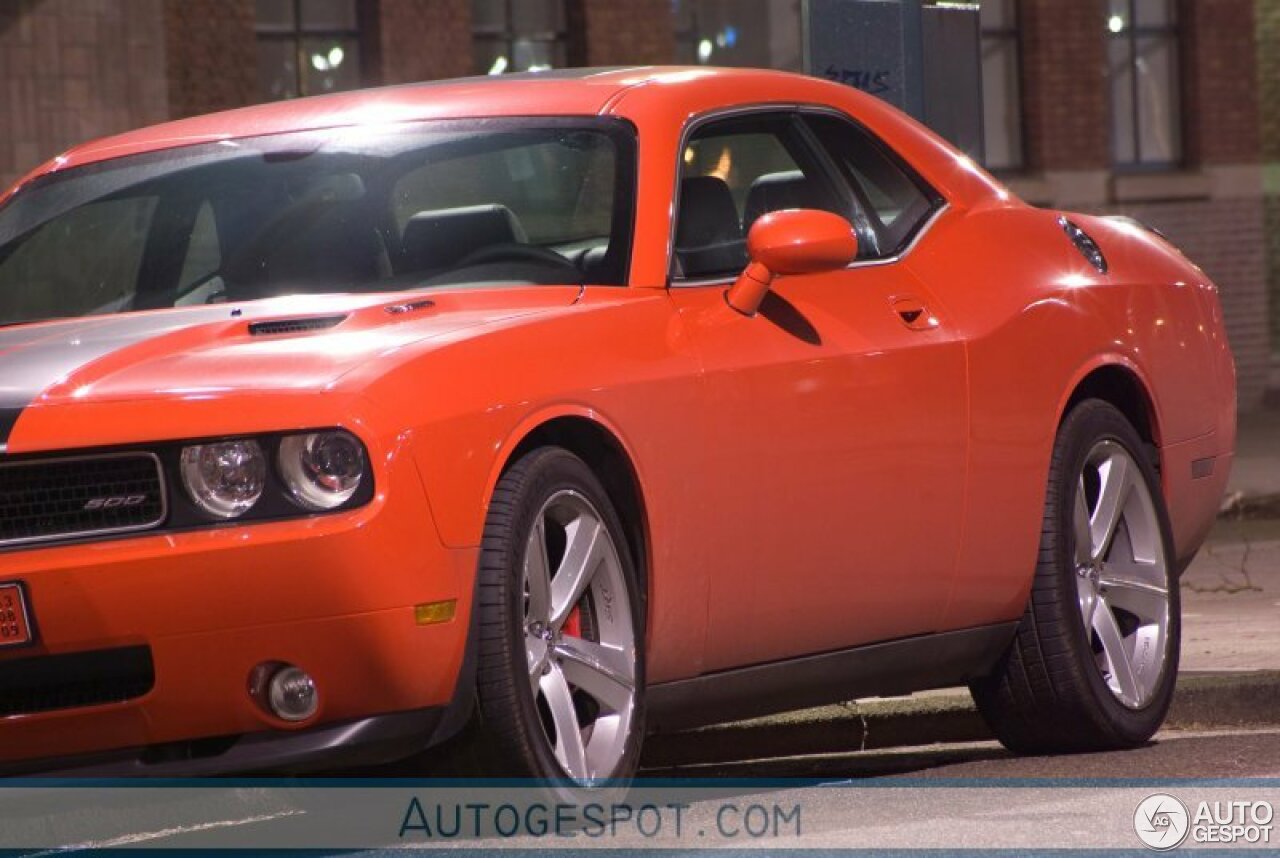 Dodge Challenger SRT-8 500