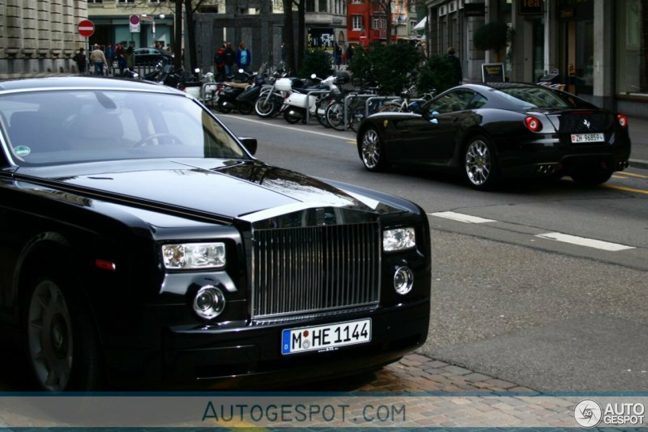 Rolls-Royce Phantom