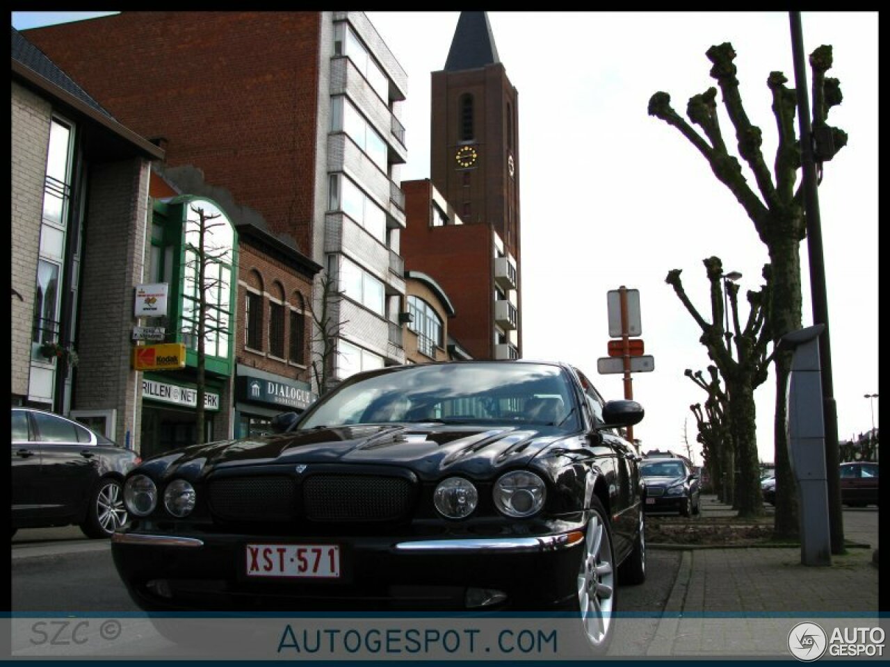 Jaguar XJR