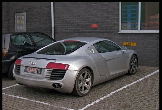 Audi R8