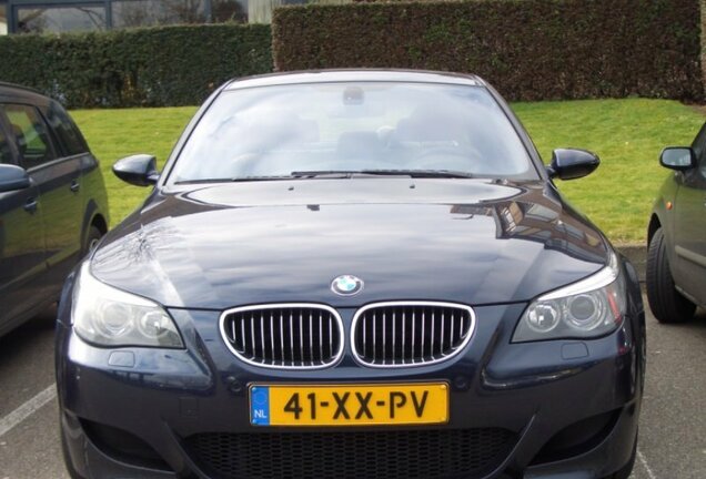 BMW M5 E60 2005