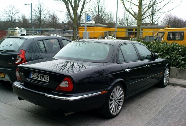 Jaguar XJR