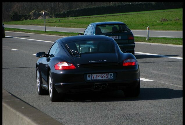 Porsche 987 Cayman S