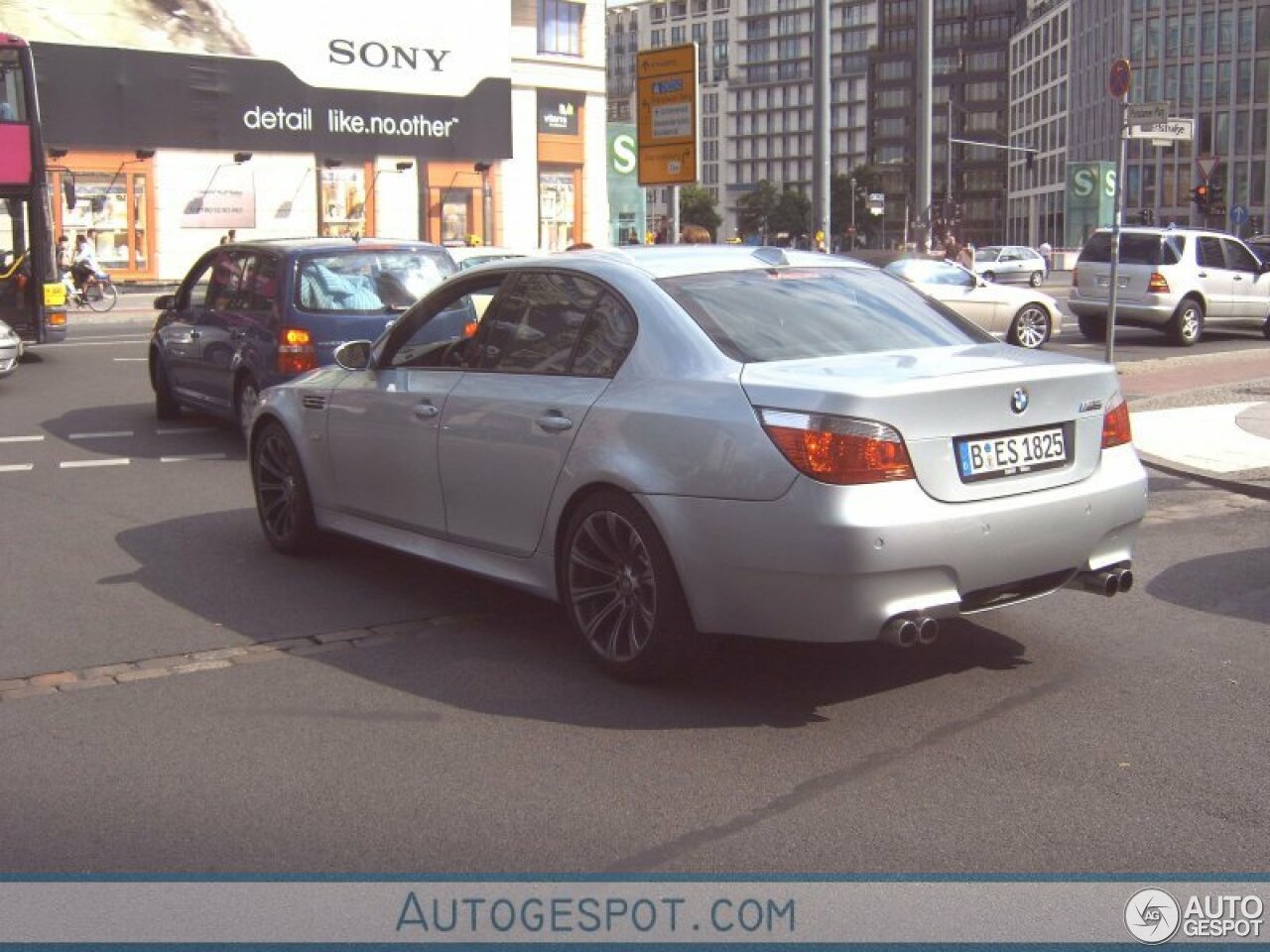 BMW M5 E60 2005